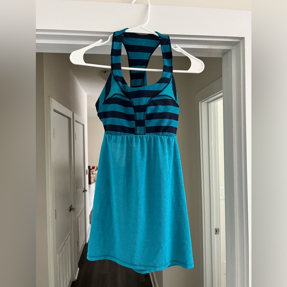 Lululemon 2-In-Run Tank: Sz 8! - Picture 1 of 4